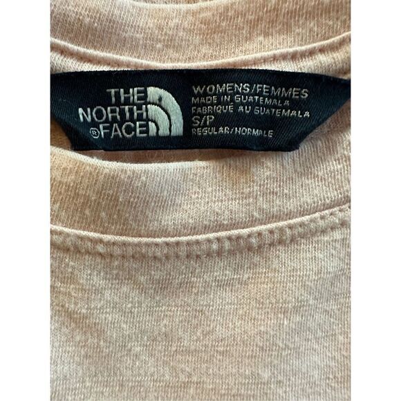 North Face women’s short sleeve light pink t-shirt size S/P. #13-1578 - Picture 2 of 5